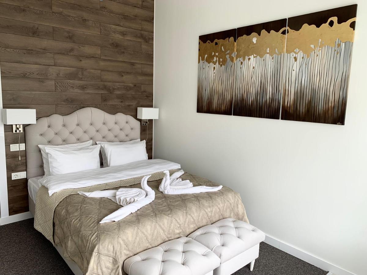 7 Boutique Hotel Öskemen Buitenkant foto